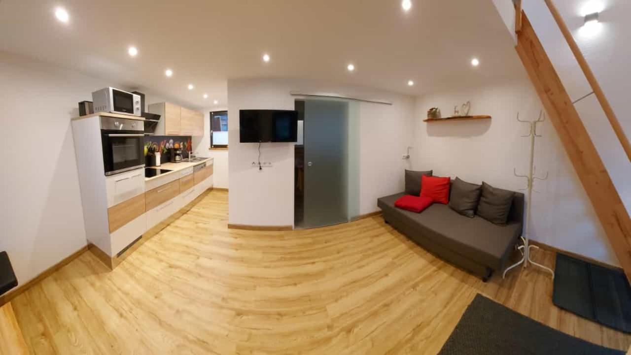 Ferienhaus: Mitten Auf Dem Reiterhof Öhringen Екстериор снимка